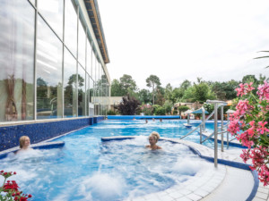 WHIRLPOOL (außen) „sanfte Sole“ | ca. 33°C